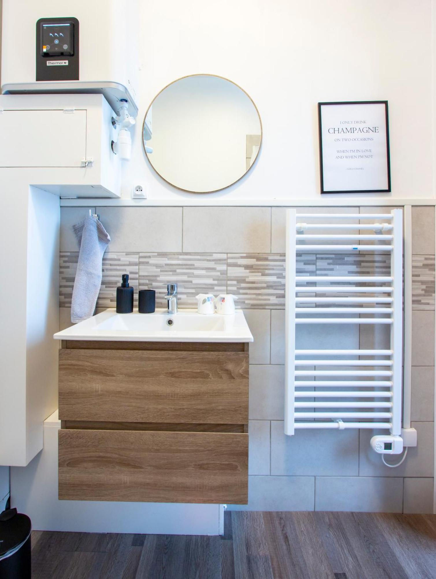 L'Hyper Centre - Netflix & Wifi - Literie Haut De Gamme - Check-In 24H24 - Goodmarning Chalons en Champagne Bagian luar foto