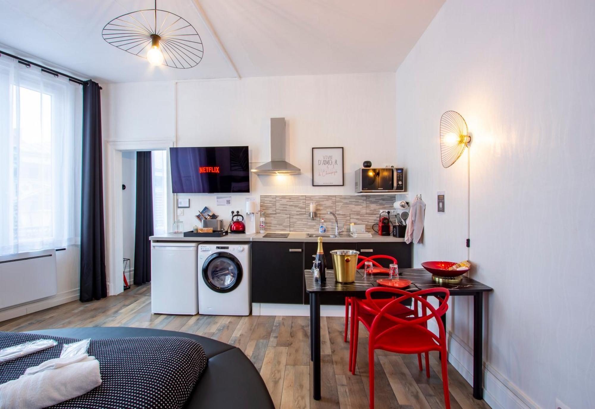 L'Hyper Centre - Netflix & Wifi - Literie Haut De Gamme - Check-In 24H24 - Goodmarning Chalons en Champagne Bagian luar foto