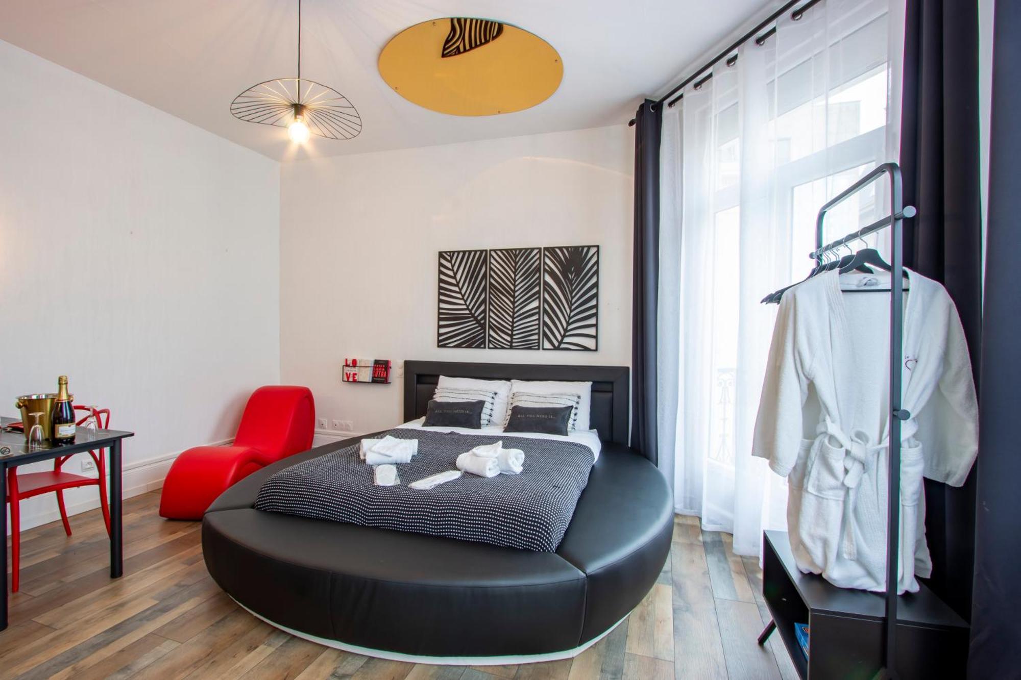 L'Hyper Centre - Netflix & Wifi - Literie Haut De Gamme - Check-In 24H24 - Goodmarning Chalons en Champagne Bagian luar foto